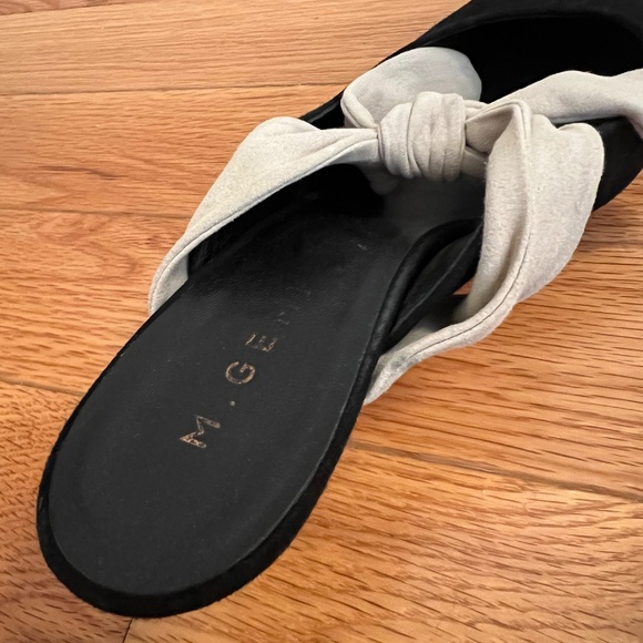 M.GE Black and Cream Mules - Picture 7 of 8
